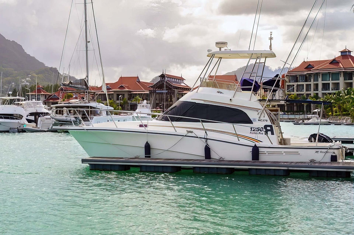 Rodman 1250 Fisher Pro